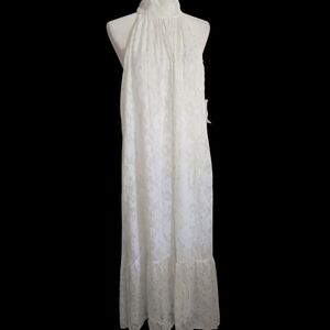 Donna Ricco Elegant White Lace Halter Dress